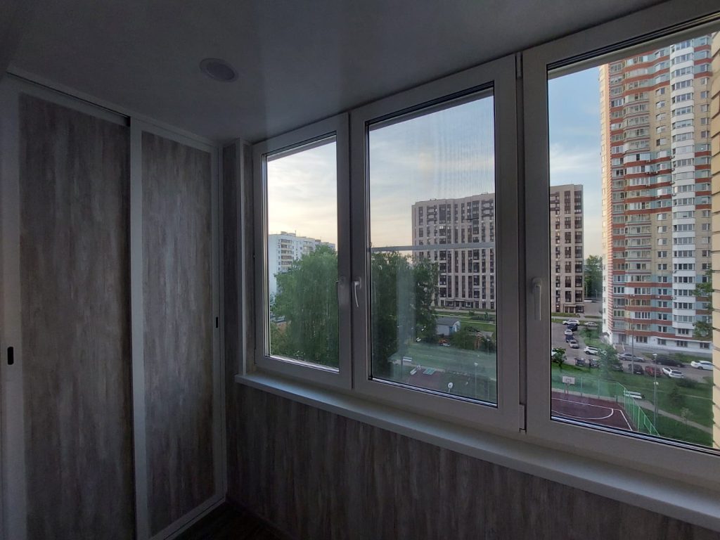 Балкон три метра Москва